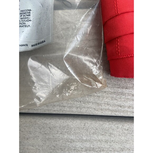 Vintage Red Textured Dacron Perm Press Tablecloth Oblong 60” x 120” Christmas - Picture 7 of 16